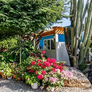  Lodge Naima Luxury Home, &